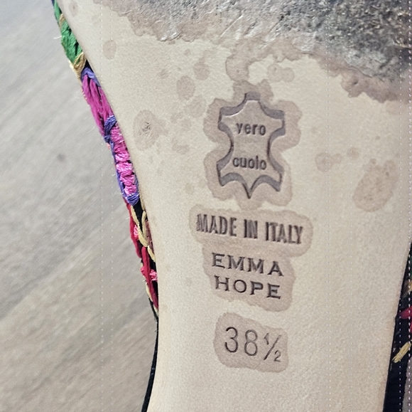 EMMA HOPE ITALY Hand Sewn Embroidered Pointed Kitten Heel Mule Shoes - Picture 13 of 16